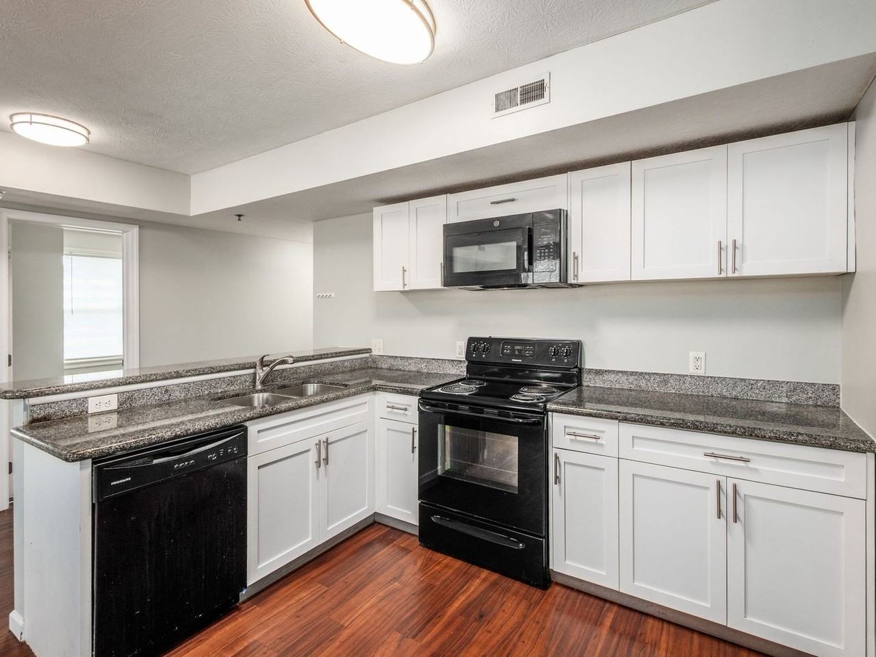 262 Chittenden Ave #301 - Photo 2 of 19