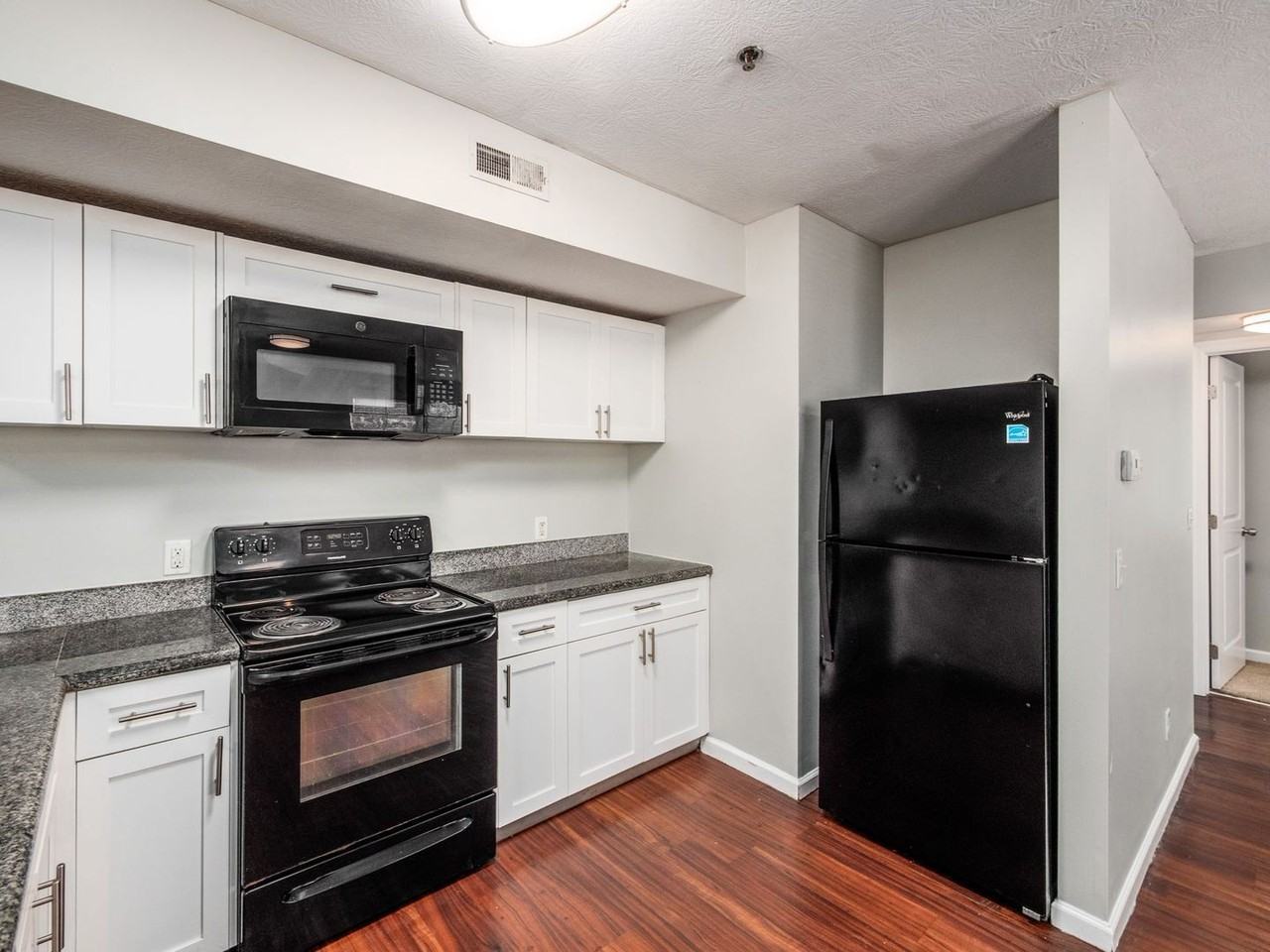 262 Chittenden Ave #301 - Photo 4 of 19