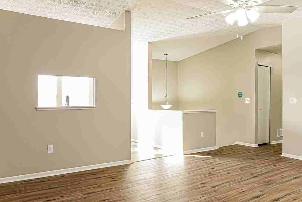 794 Wallinger Dr - Photo 4 of 17