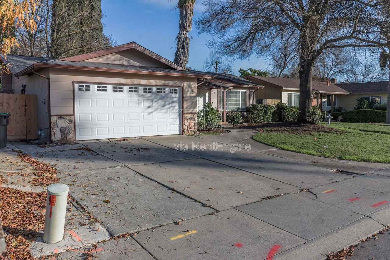 7102 Richland Way - Photo 3 of 27