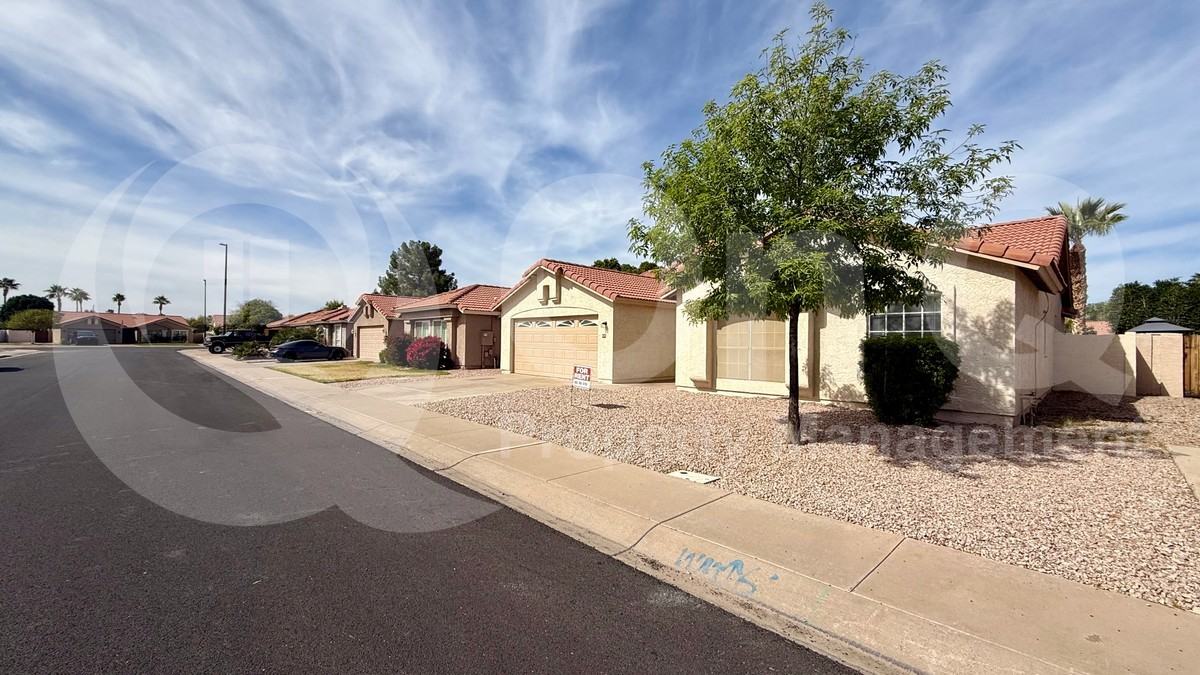 510 W Amoroso Dr - Photo 3 of 27