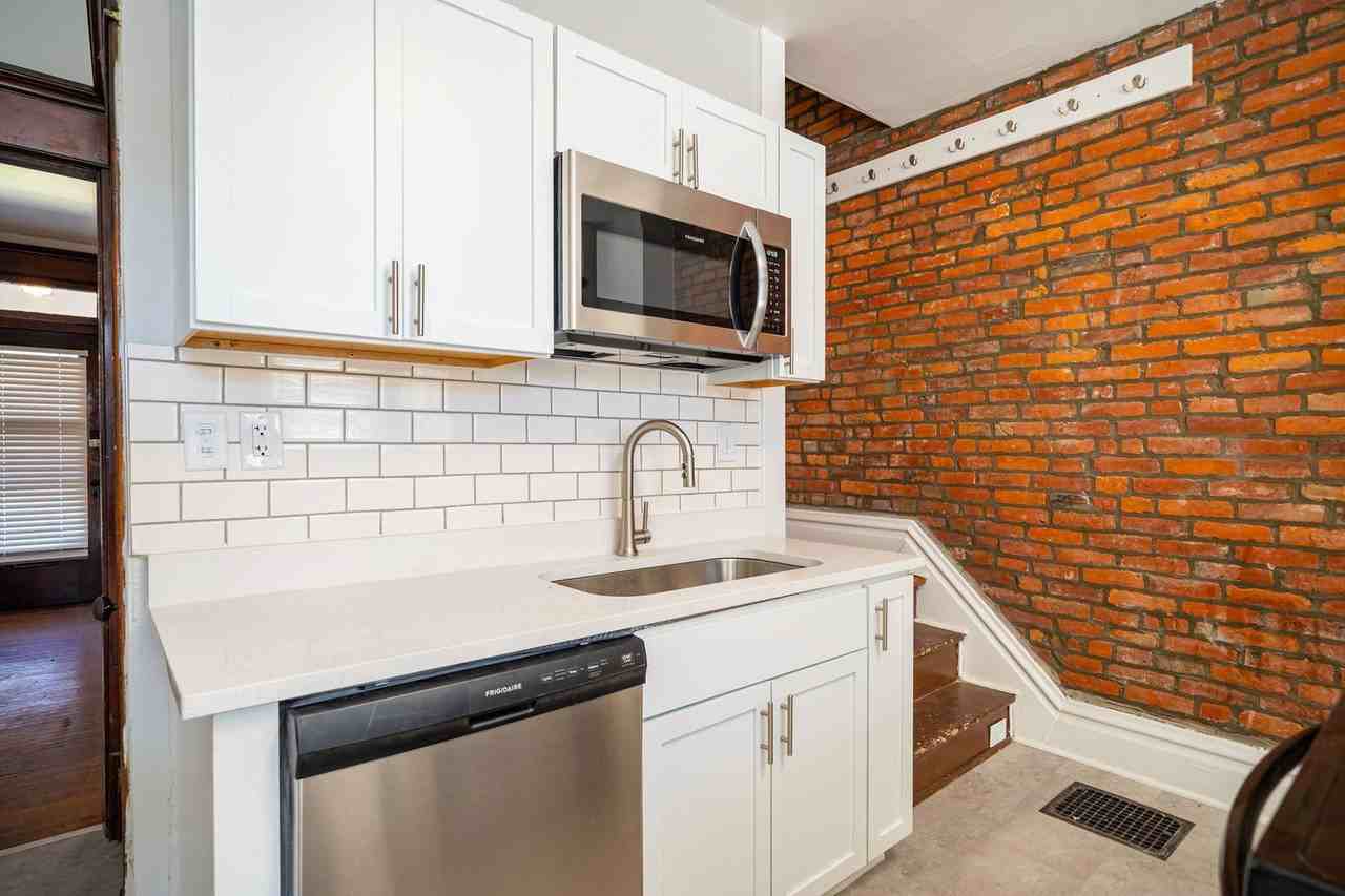 87 W 1st Ave - Photo 4 of 17