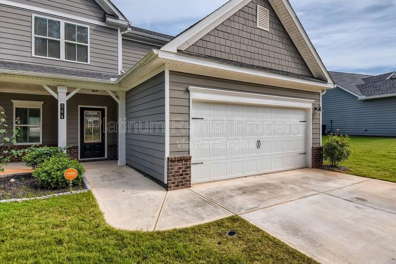 244 Stonecreek Bnd - Photo 2 of 50