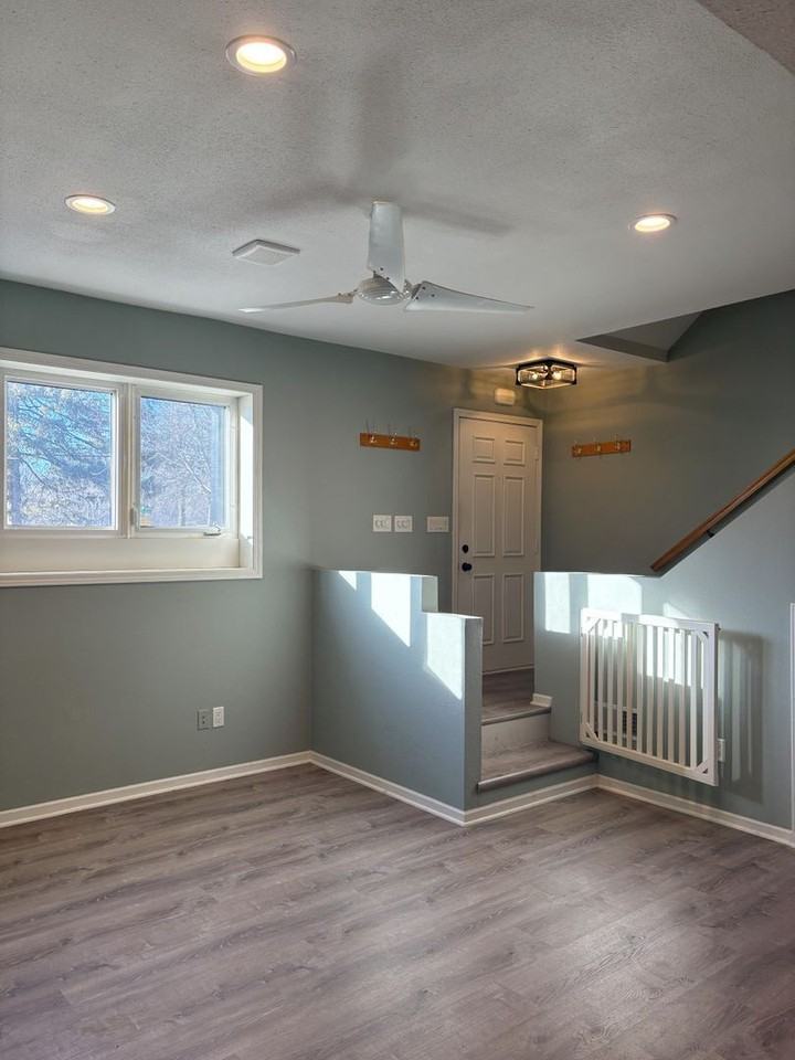 W136N7084 Claas Rd - Photo 7 of 9