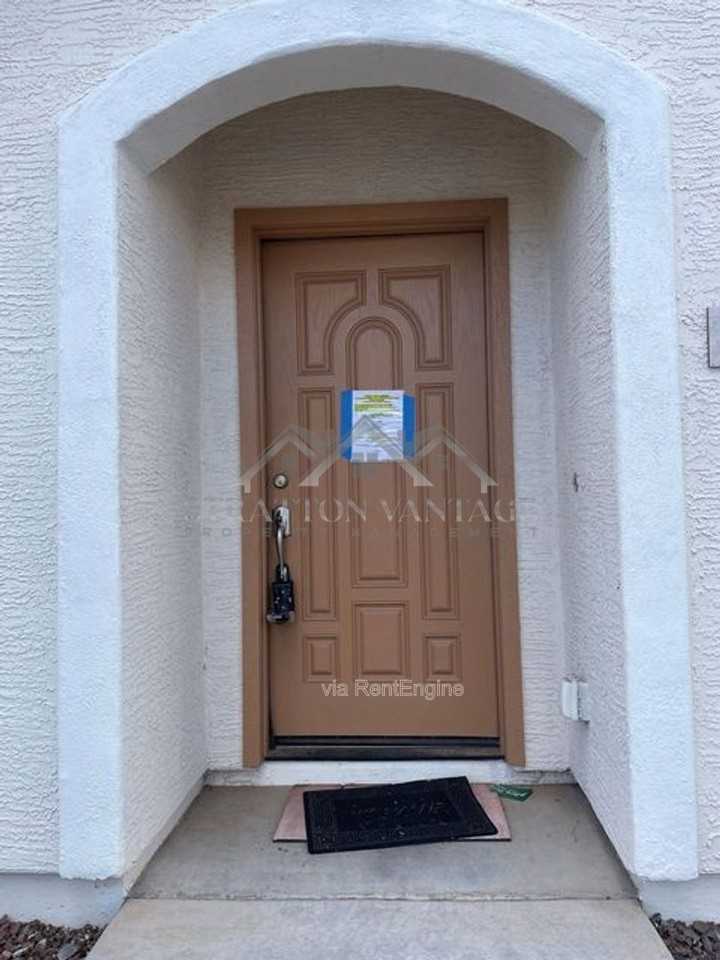 4685 E Laurel Ave - Photo 4 of 23