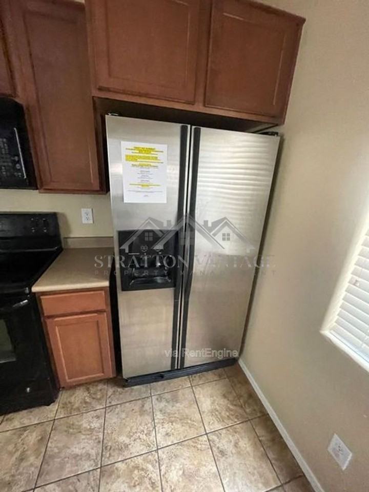 4685 E Laurel Ave - Photo 7 of 23