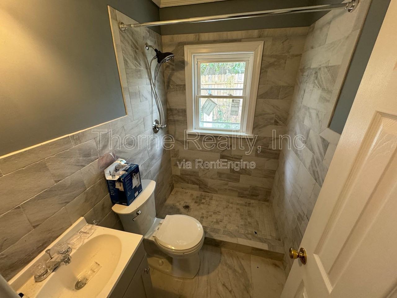 307 E Battle Ave - Photo 5 of 21