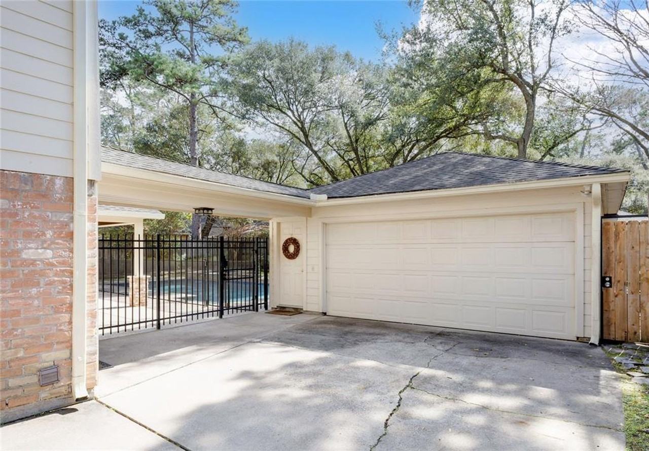 5415 3 Oaks Cir - Photo 2 of 21