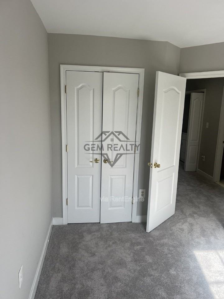 3316 Broker Ln - Photo 6 of 50