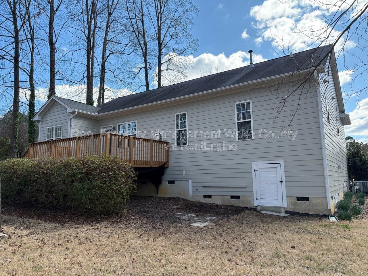 828 Shackleton Rd - Photo 2 of 27