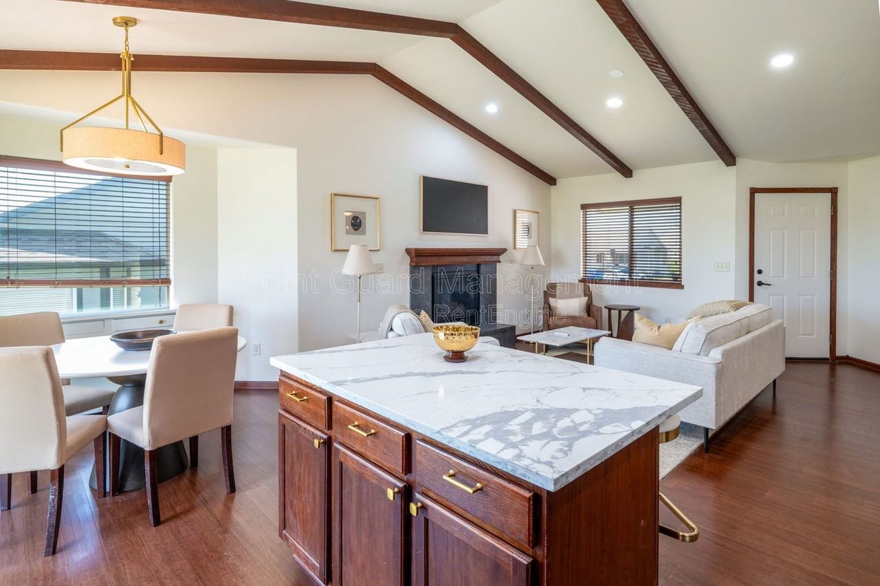 719 S Bristol Cir #51 - Photo 3 of 35