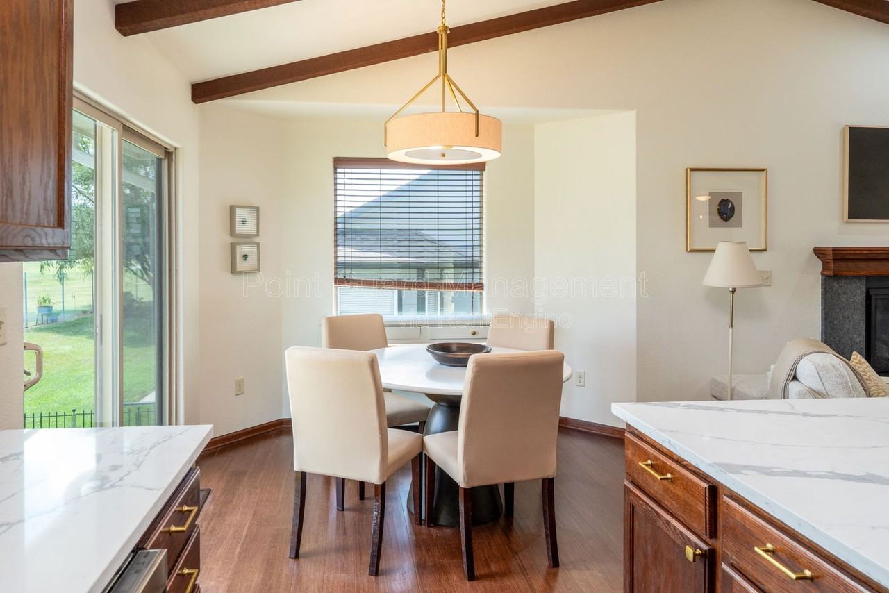 719 S Bristol Cir #51 - Photo 4 of 35