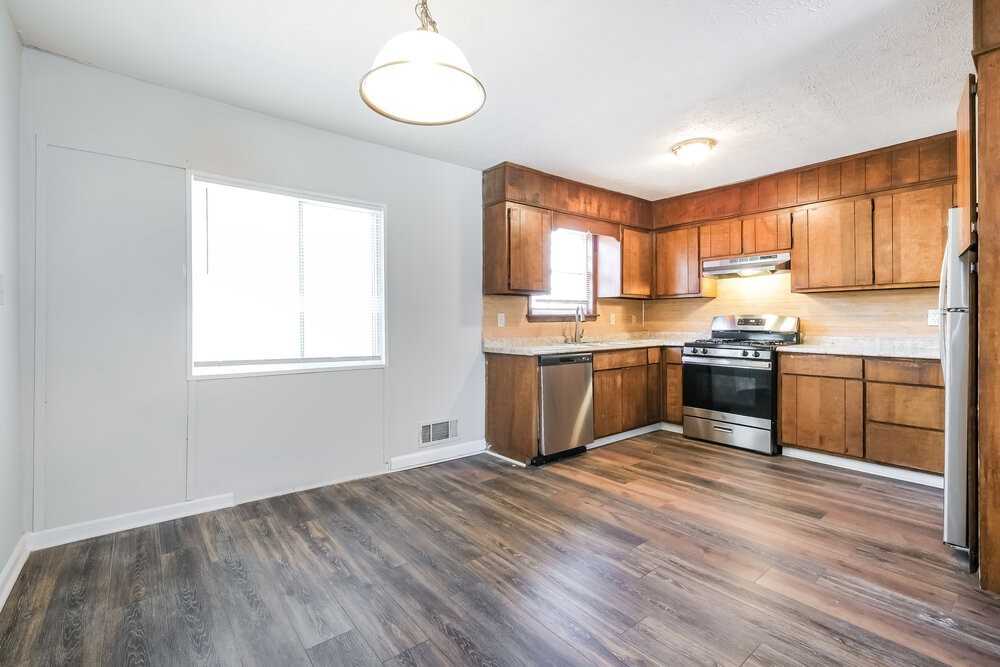 9039 Raven Dr - Photo 7 of 17