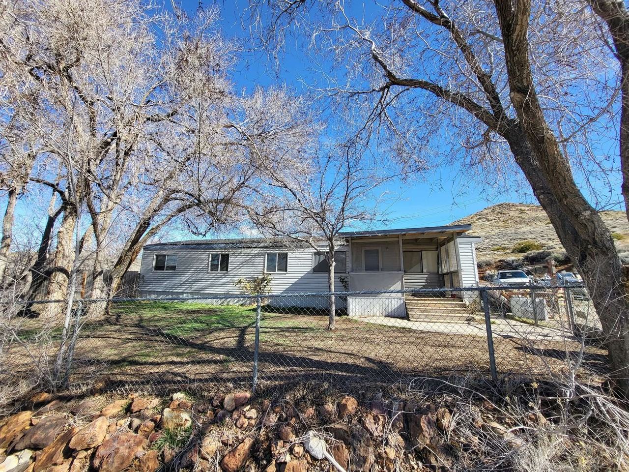 CAR1930-1990>** - Photo 7 of 34