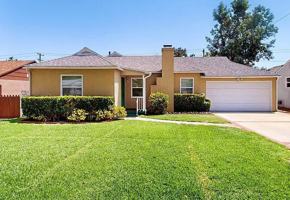 featured image of 3250 Las Lunas St