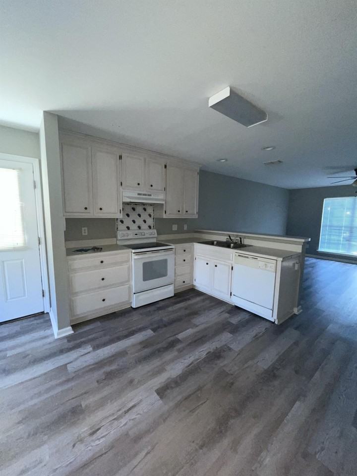 106 Dru Ct - Photo 5 of 12