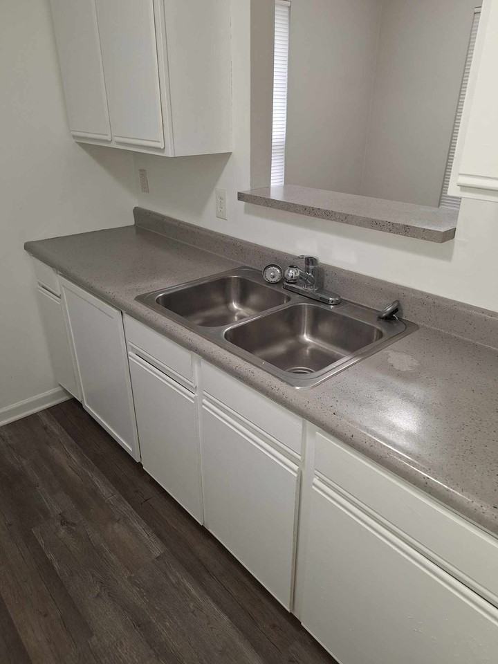 39 Pine Dr #3 - Photo 6 of 8