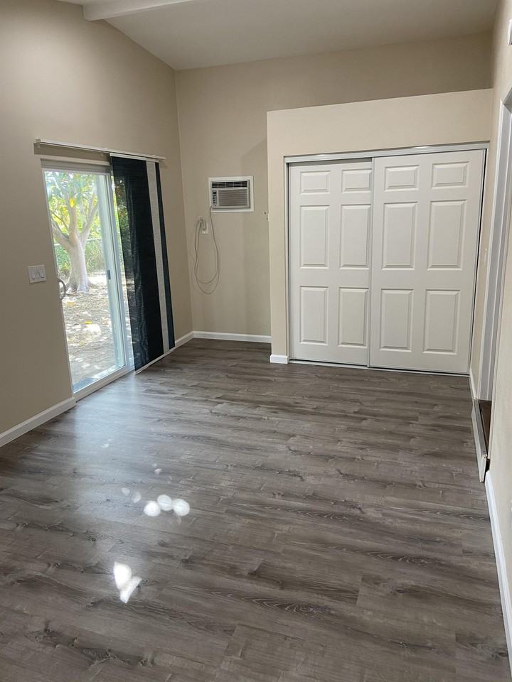 4938 54th St - Photo 2 of 16