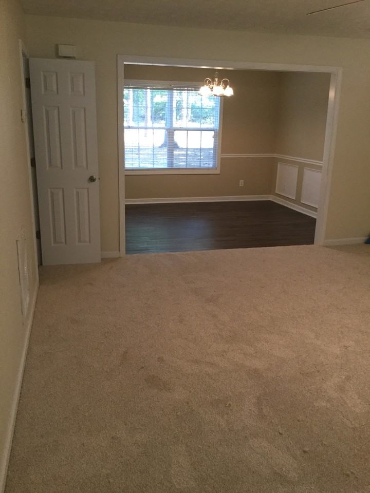 139 Glenn Drive Mi Glenn Drive - Photo 2 of 11