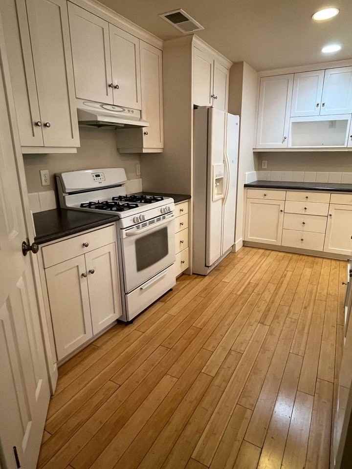 2477 Switzerland Ln - Photo 4 of 19