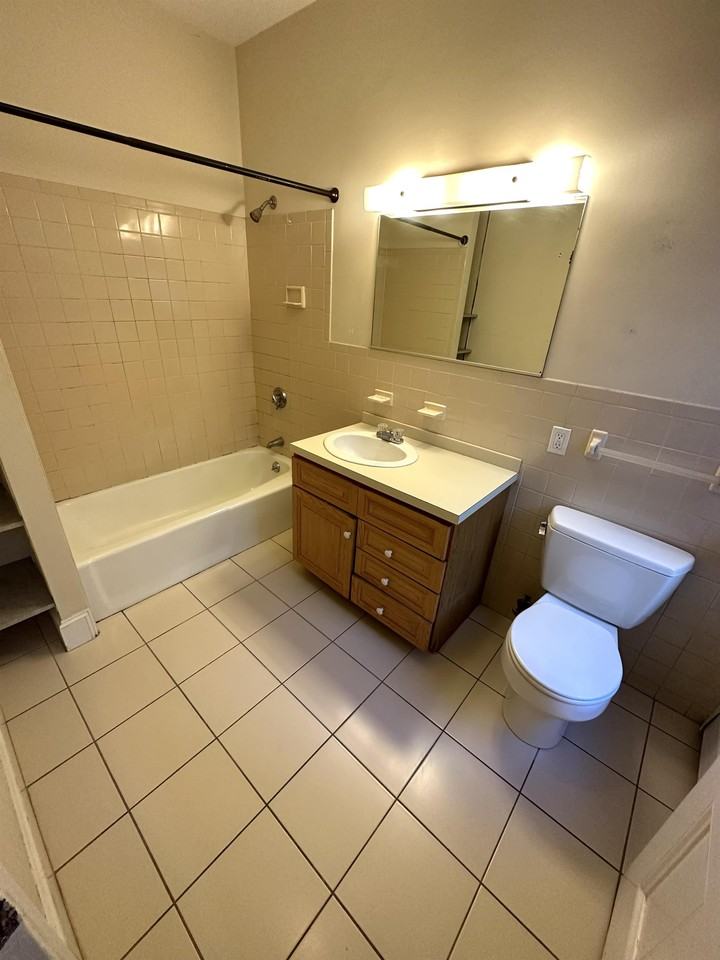 14 Summer St #1 - Photo 2 of 2