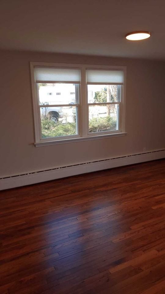 9 Greenlawn Dr - Photo 3 of 20