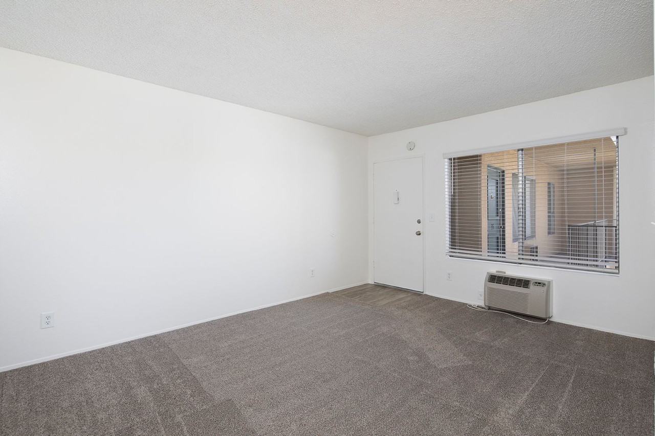 Four Winds Apartments - Photo 6 of 26