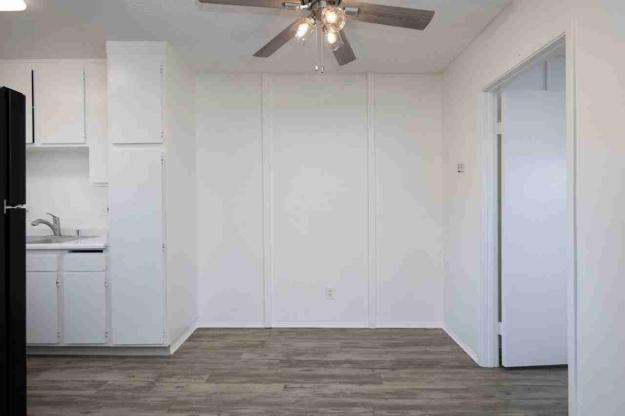 Four Winds Apartments - Photo 7 of 26