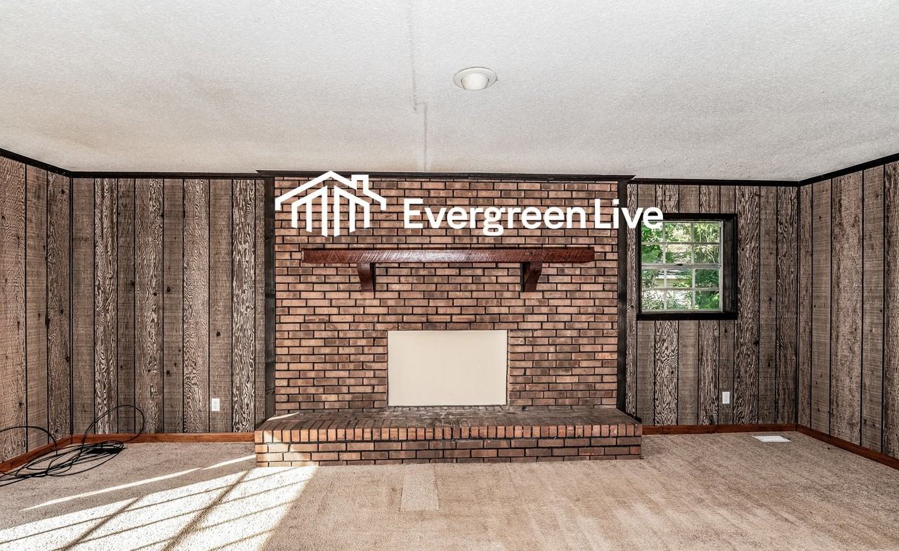 408 5th St - Photo 3 of 15