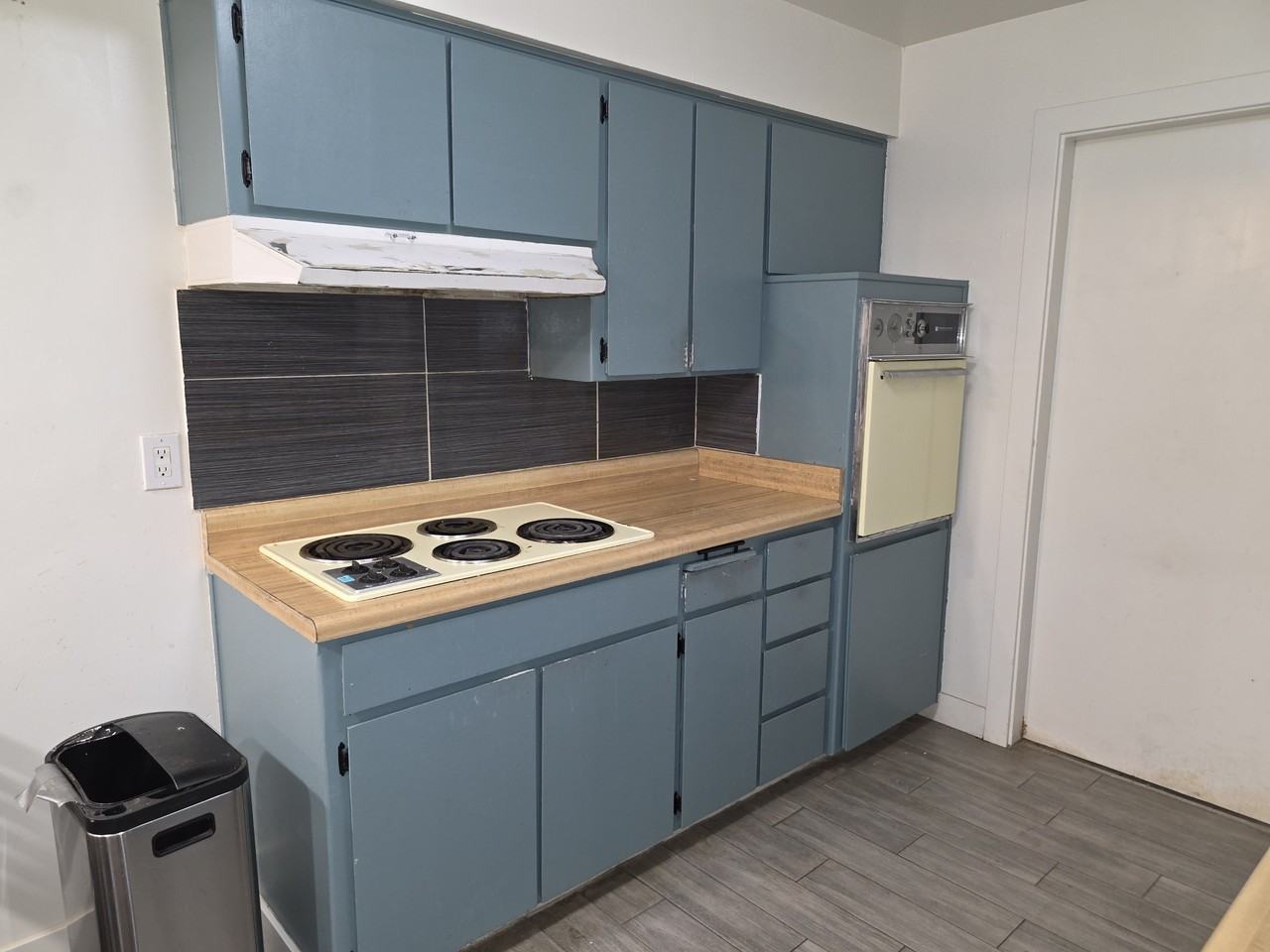 4924 North Woodmere Fairway #4 - Photo 5 of 14