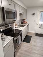 featured image of 5 Hummingbird Cir