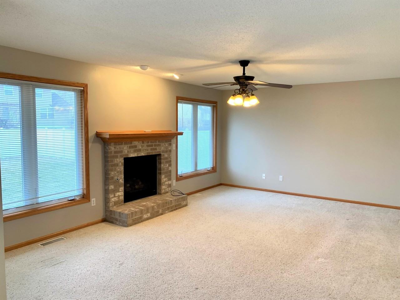 1228 Rolling Creek Dr Ne #15055632 - Photo 4 of 26