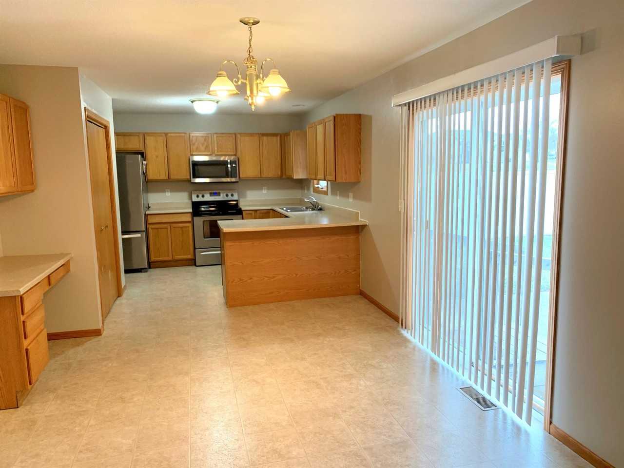 1228 Rolling Creek Dr Ne #15055632 - Photo 6 of 26