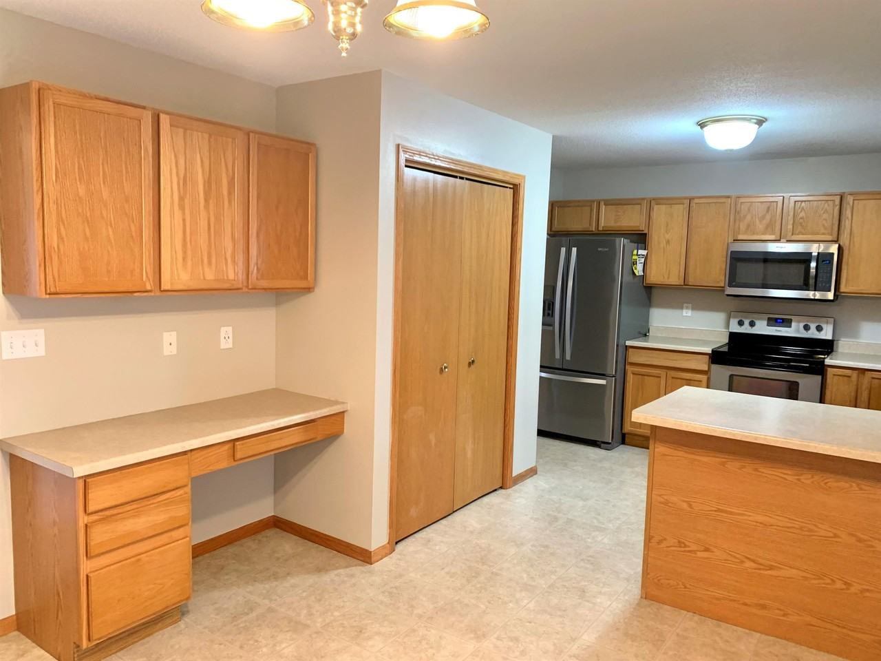 1228 Rolling Creek Dr Ne #15055632 - Photo 2 of 26