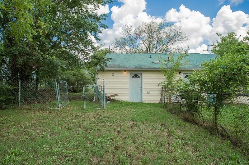 330 Duling Ave #A - Photo 6 of 7