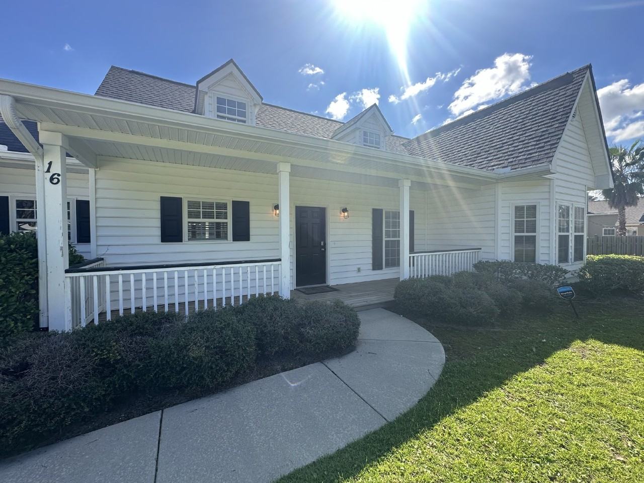 16 Long Lake Dr - Photo 2 of 27