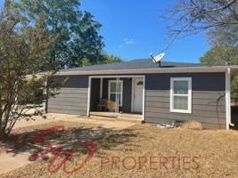 featured image of 1217 W Pecan St