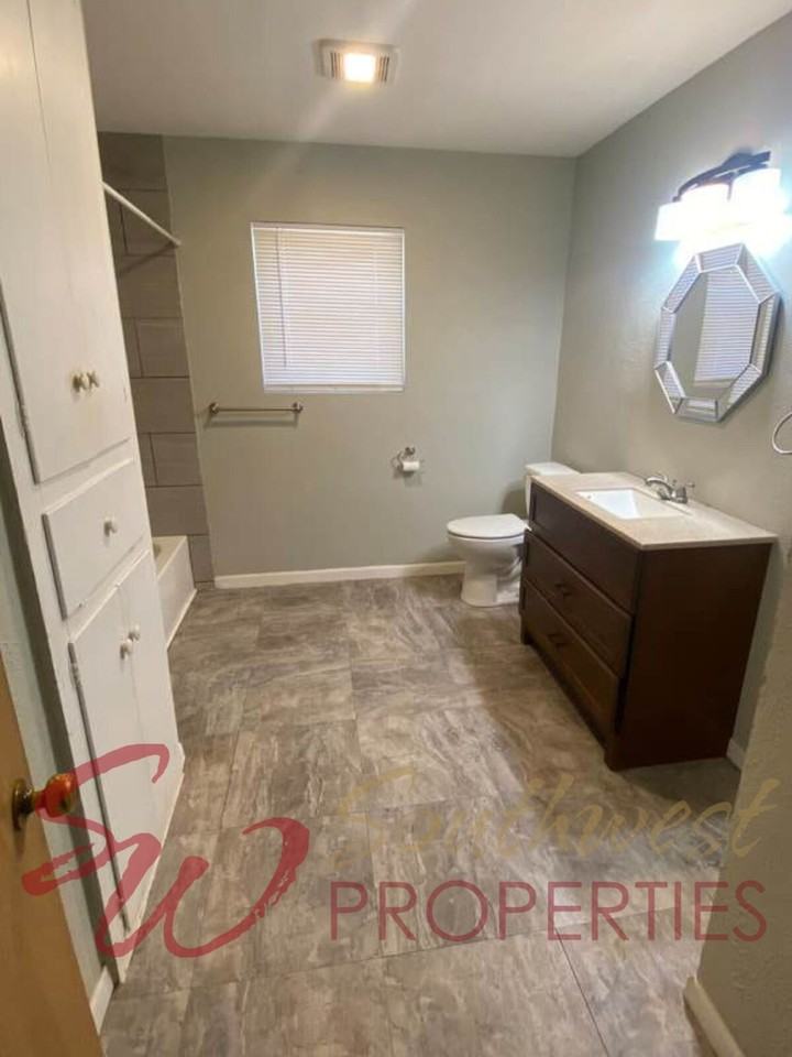 1251 N Wildwood Dr - Photo 6 of 12