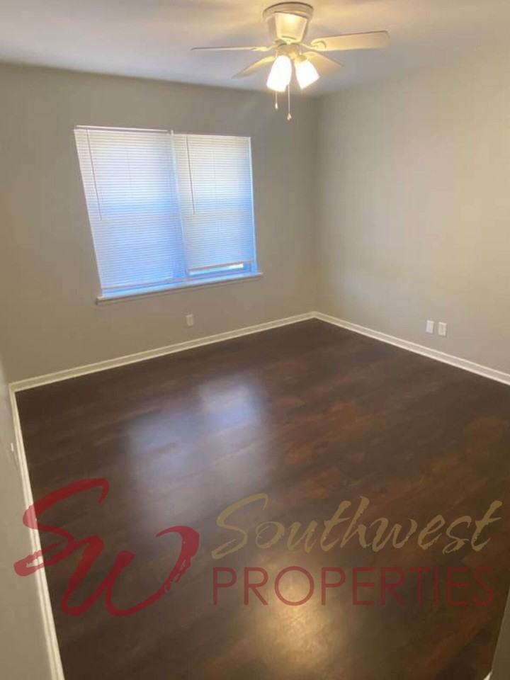 1251 N Wildwood Dr - Photo 7 of 12