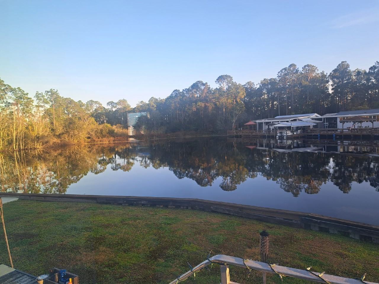 6184 Parkway E - Photo 3 of 11