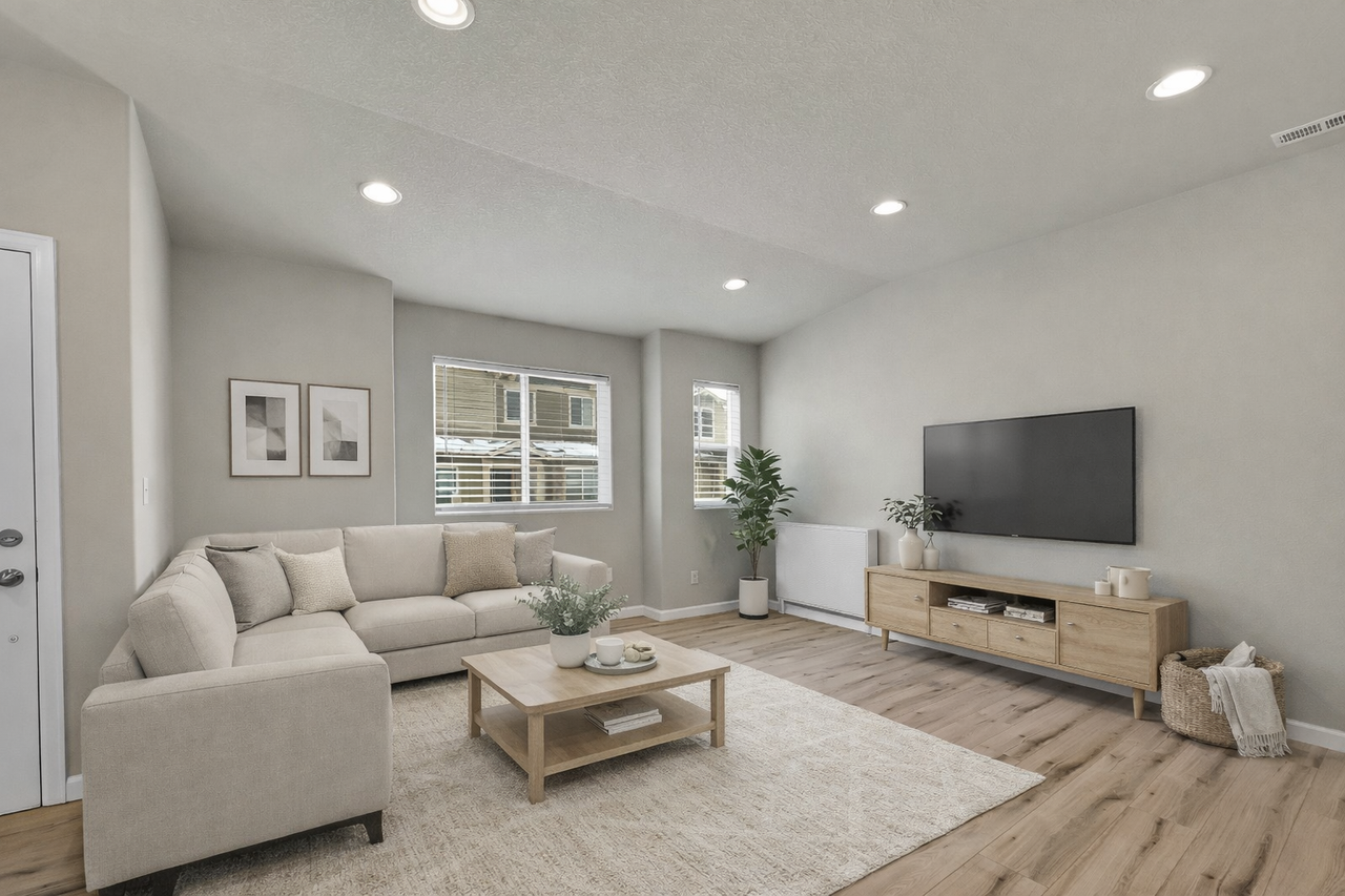 6155 White Wolf Pt - Photo 4 of 38