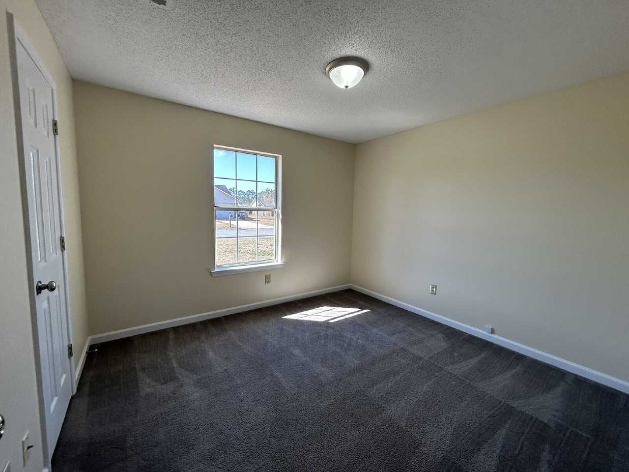 849 Lyndsi Ln - Photo 7 of 11