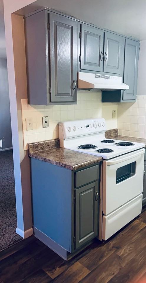 Stratford West Apartments - Photo 2 of 11