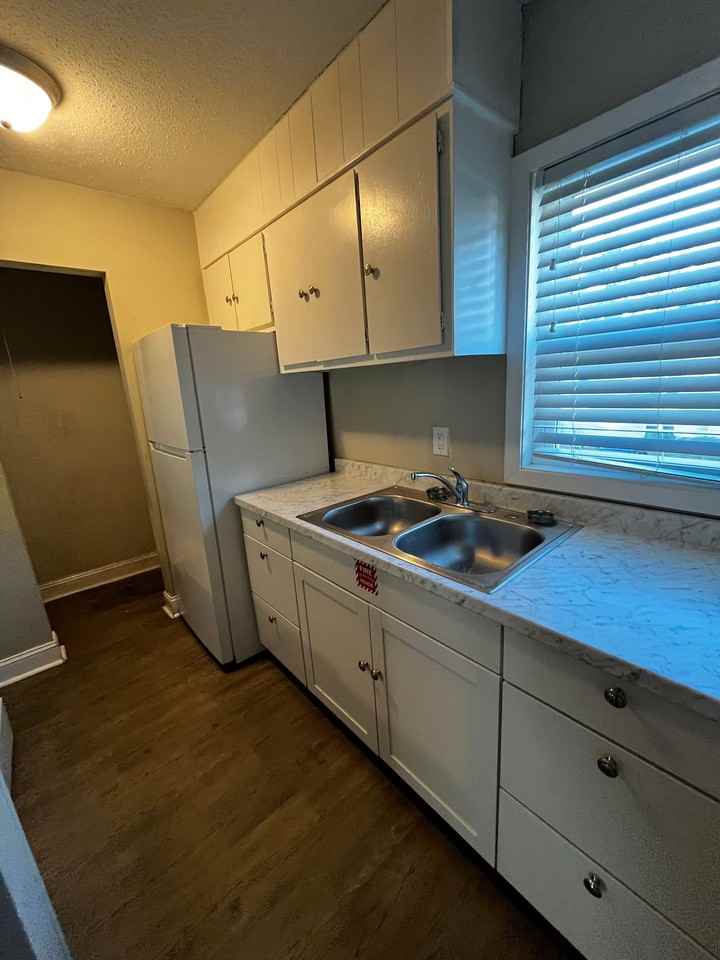 Sandy Creek Apartments - Photo 5 of 19