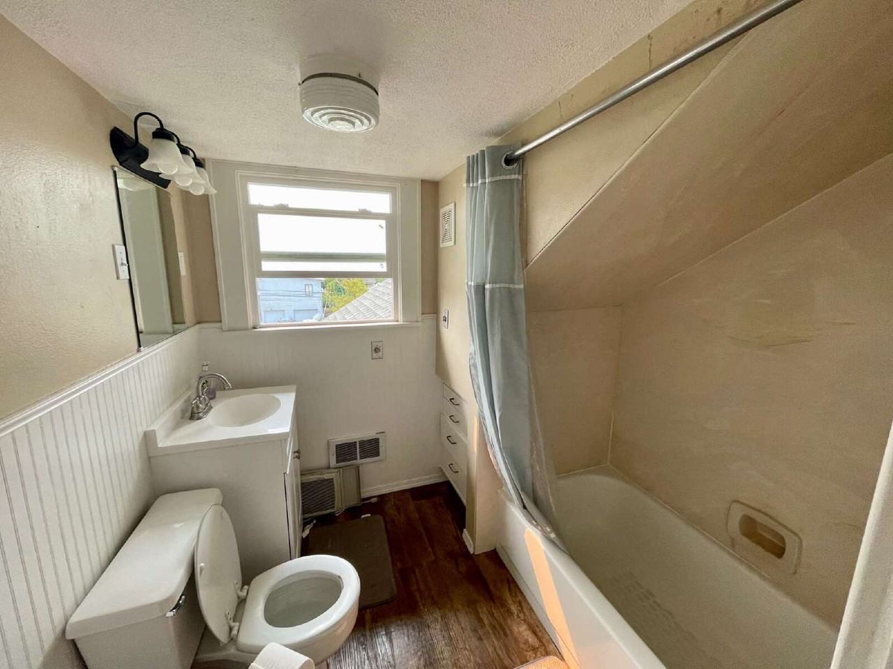 1598 Orchard St - Photo 7 of 8