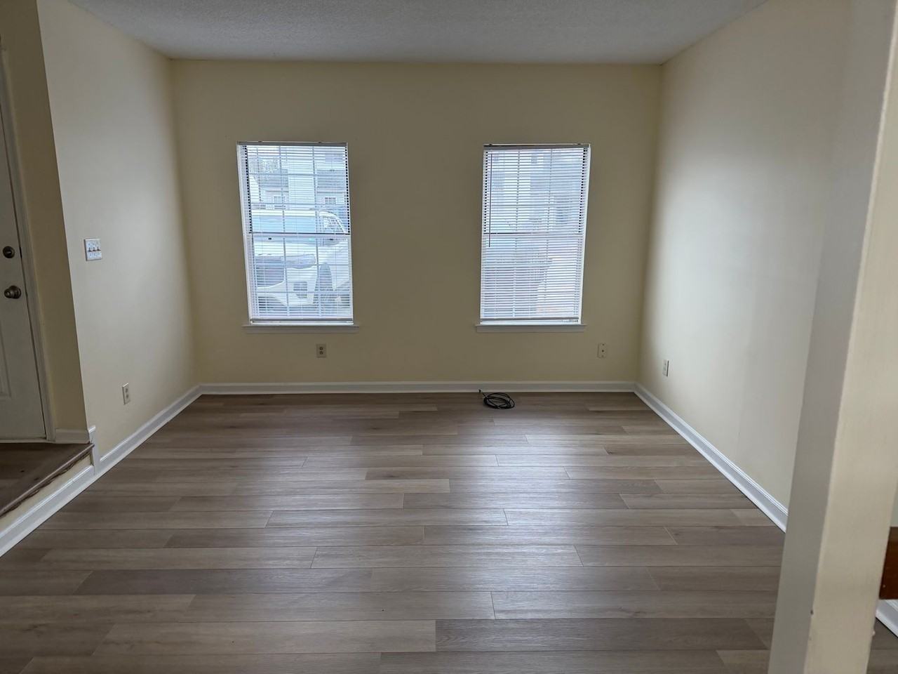 167 S Kentucky Ave - Photo 6 of 11