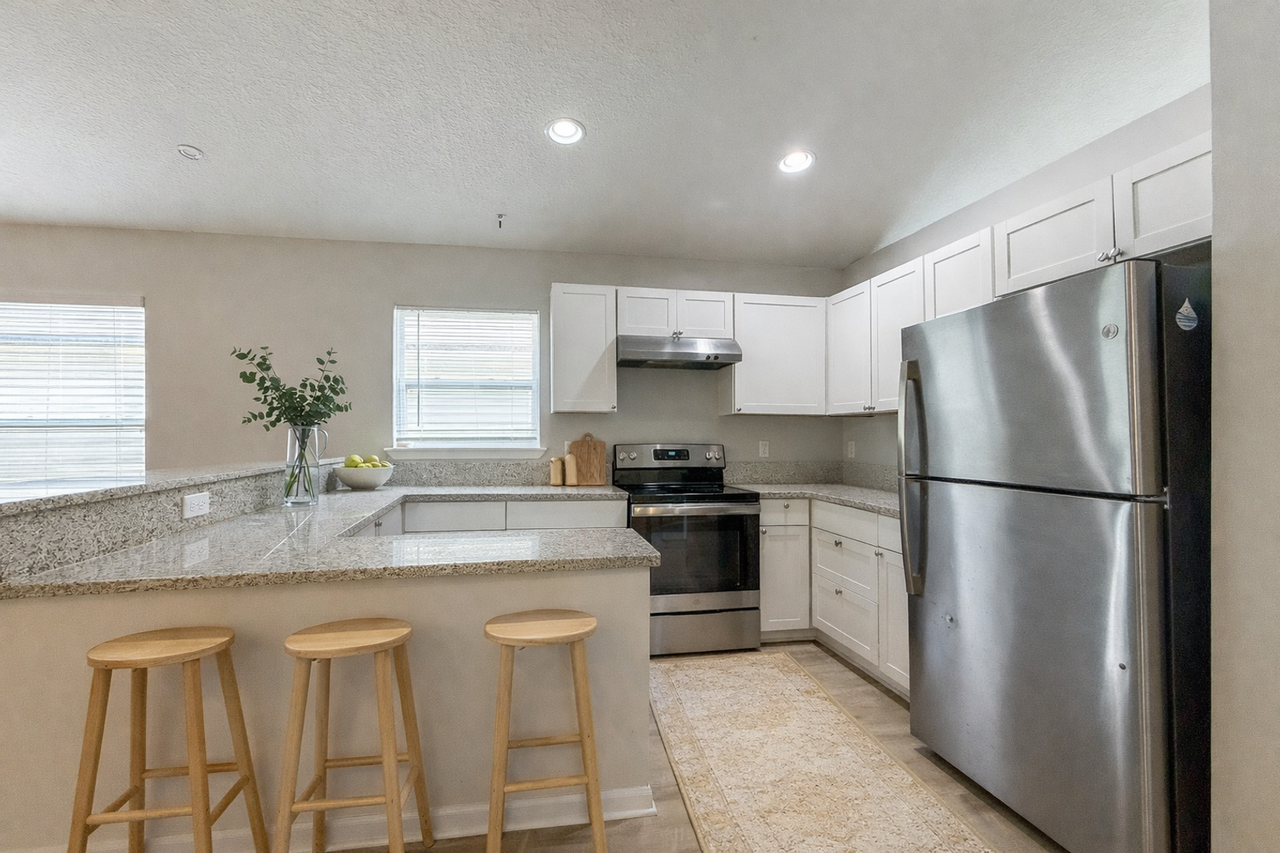 8573 Cheryl Ann Ln - Photo 4 of 28