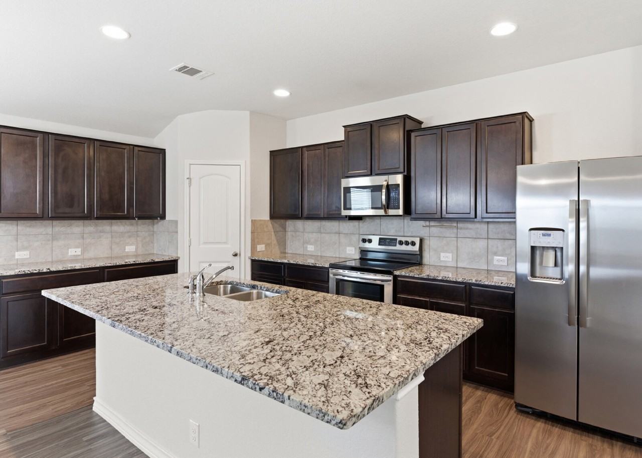 421 Salt Frk - Photo 6 of 27