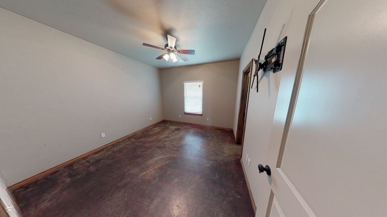 11201 Ne Marigold Ln #A - Photo 4 of 30