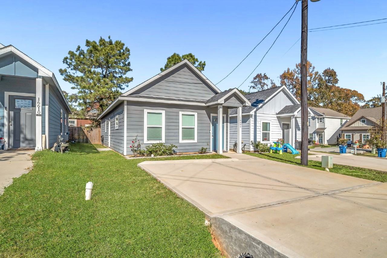 16606 E Forrestal - Photo 3 of 15